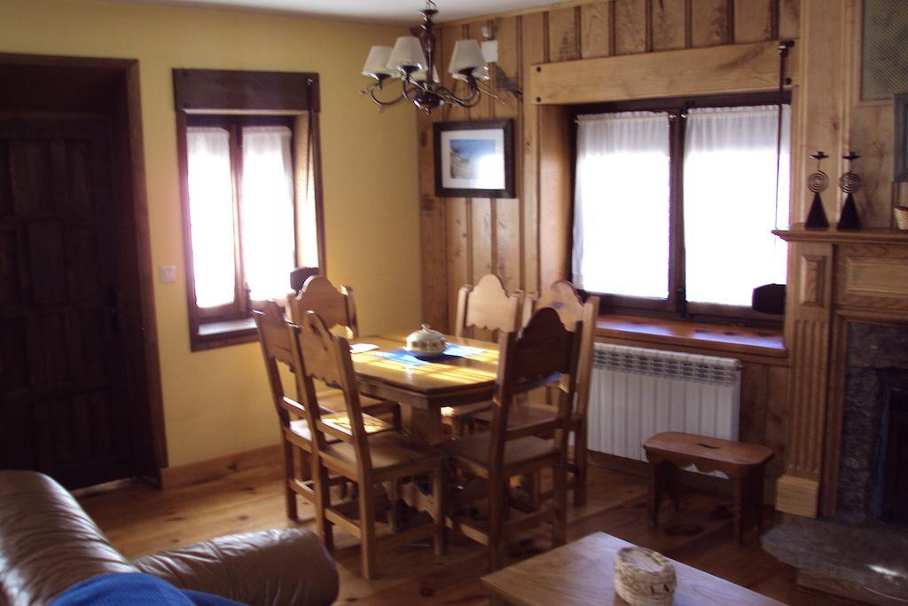 Gasthaus Artesano I Y III Navarredonda Zimmer foto